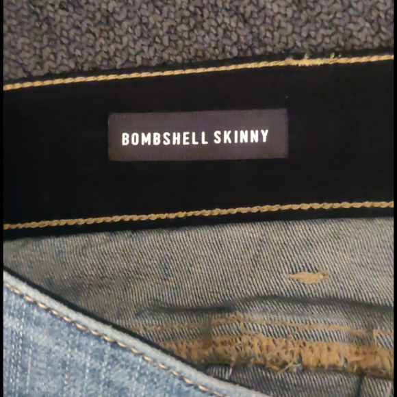 JEANS - Picture 4 of 5